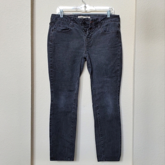 Vince Crop Jeans with Button Fly Stone Wash Charcoal Black/Grey.  Size 31 - Picture 1 of 5